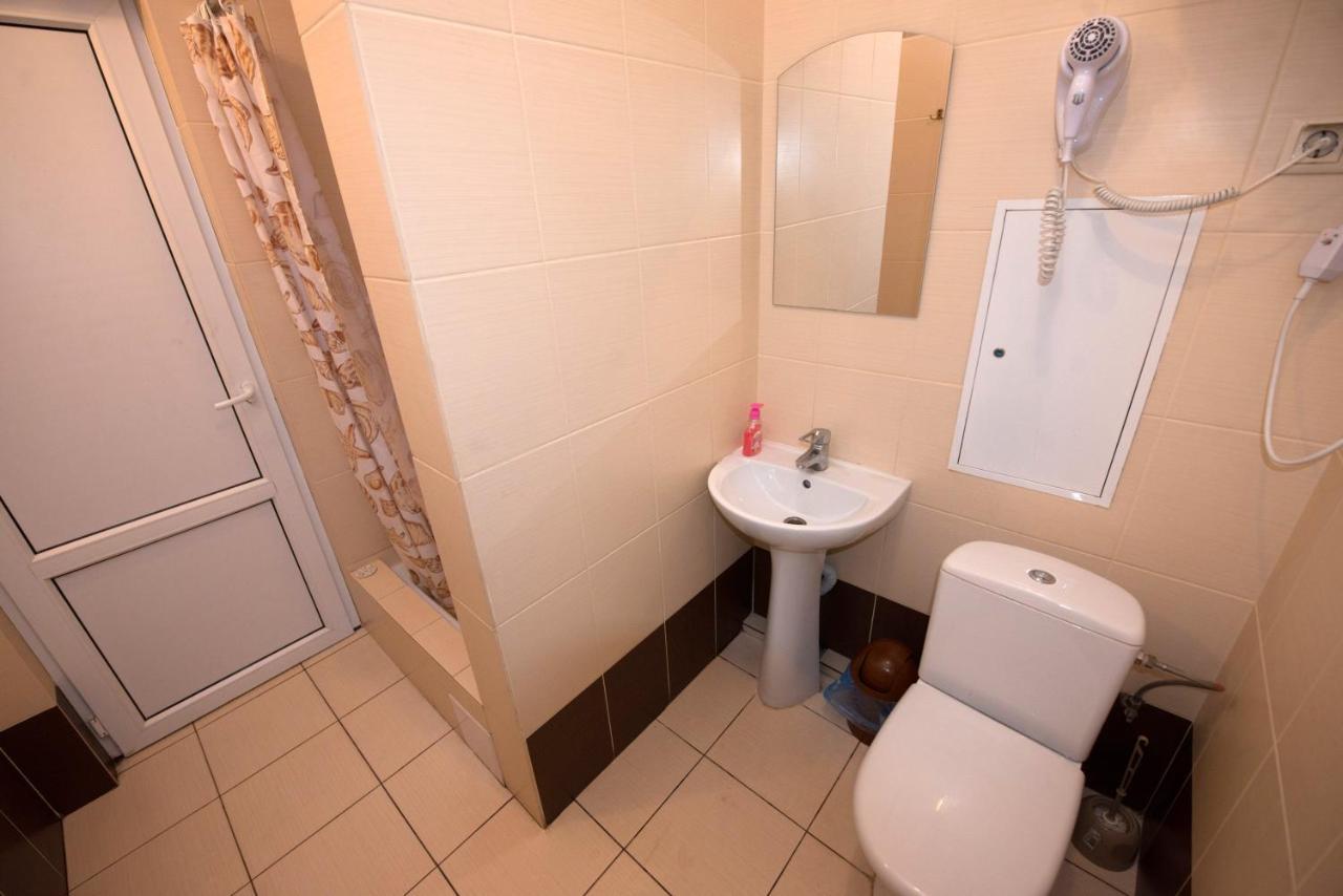 Oazis-M Hotel Babin Luaran gambar